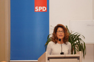 Margarete Heinrich beleuchtete das Thema Familie und Sport aus Sicht der SPD-Fraktion im Augsburger Stadtrat.